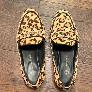 NEW Antonio Melani Animal Print Loafers